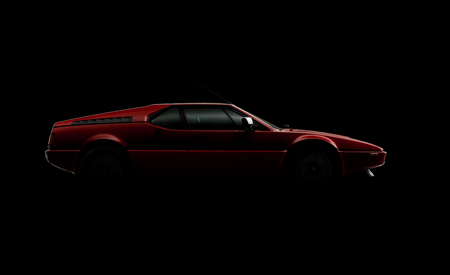 BMW-M1-lines